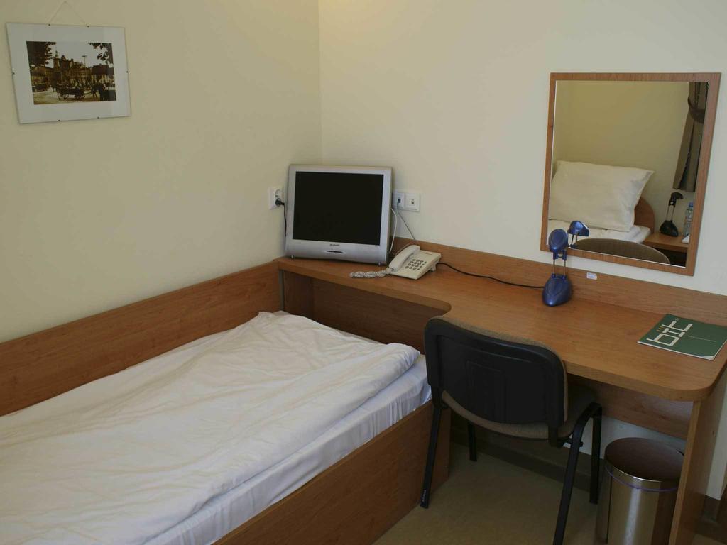 Bit Hotel Bielsko-Biała Habitación foto