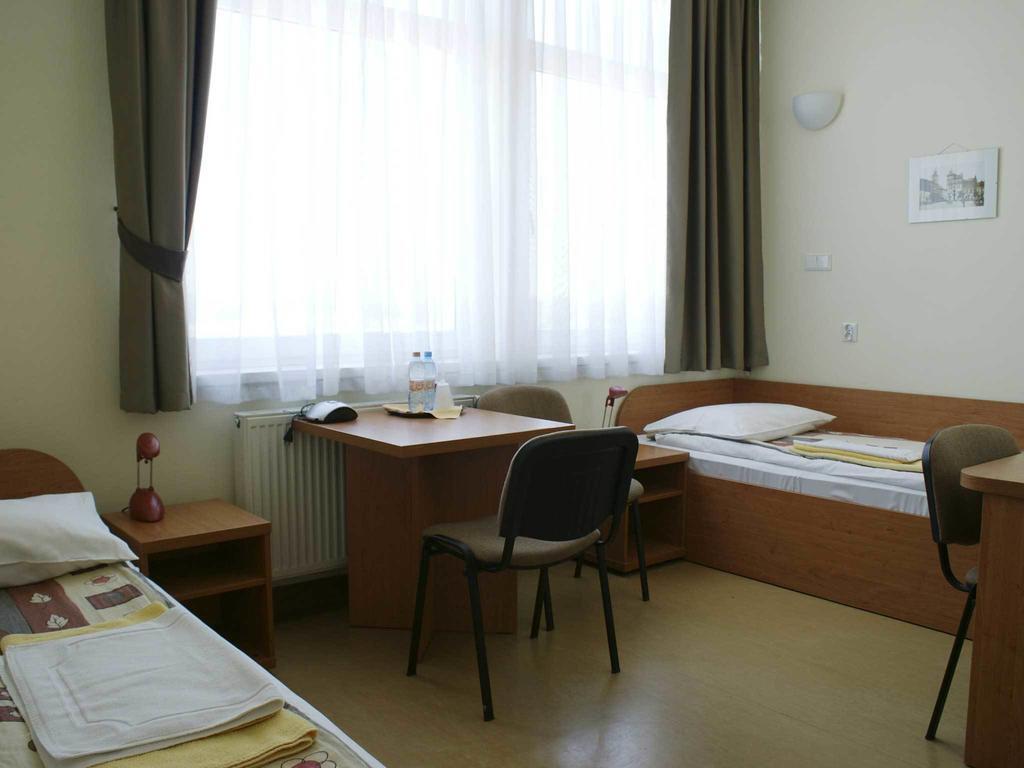 Bit Hotel Bielsko-Biała Habitación foto